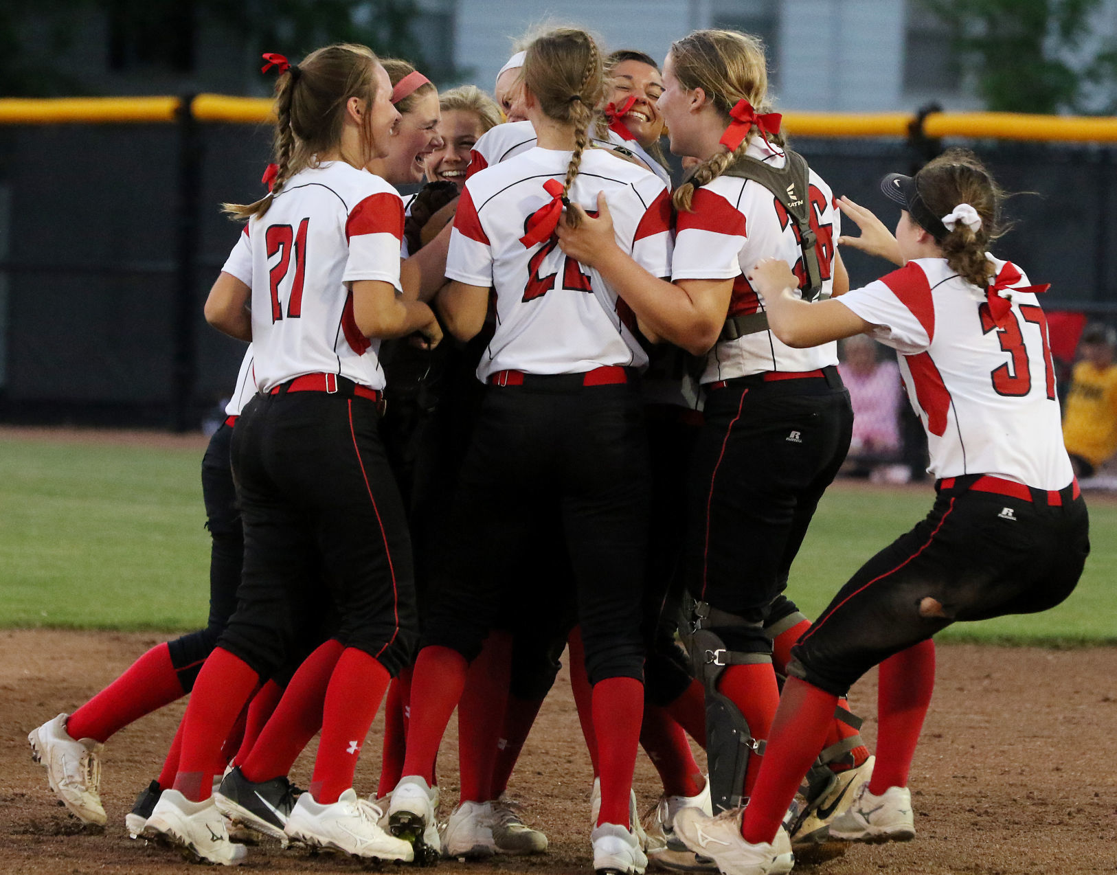 070918-softball-final-007